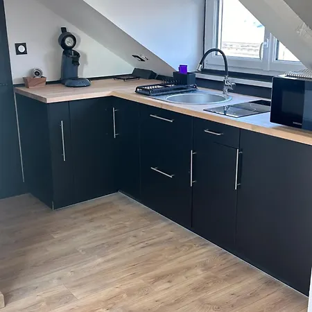 아파트 Petit Cocon Avec Petite Vue